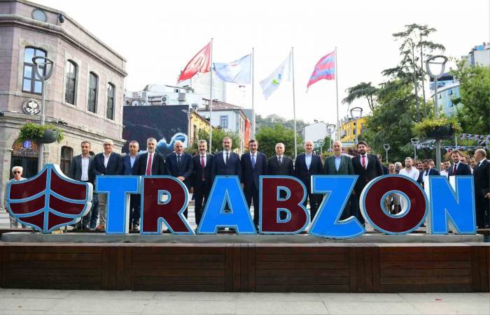 Cumhurbaşkanı Yardımcısı Cevdet Yılmaz Trabzon’da