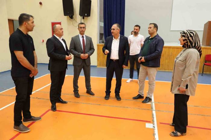 Genel Müdür Şahin, Ağrı’daki Gençlik Ve Spor Projelerini Denetledi