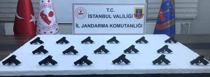 Eyüpsultan’da Silah Kaçakçılarına Operasyon: 9 Kişi Gözaltına Alındı