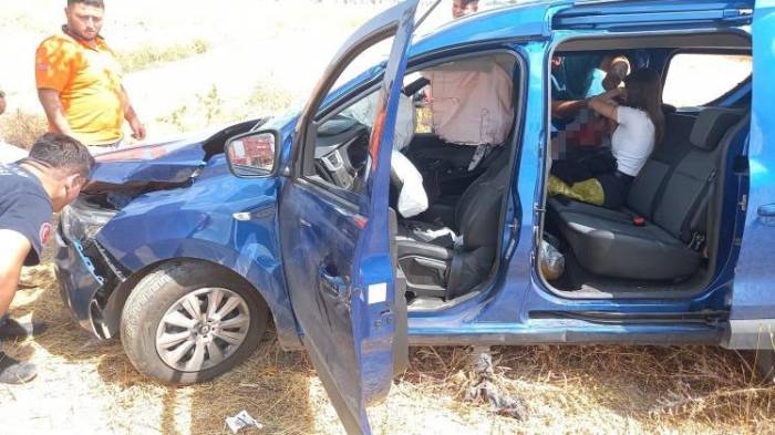 Korkuteli’nde Zincirleme Kaza: 2’si Ağır 6 Yaralı