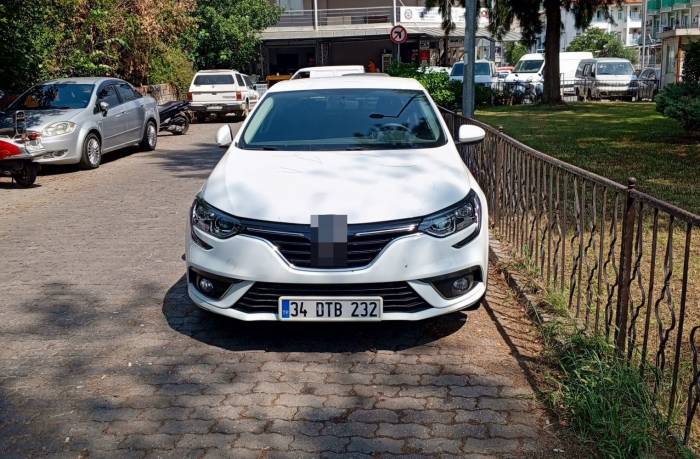 Alkol Denetiminden Kaçmak İstedi, Aracını Polisin Üzerine Sürdü