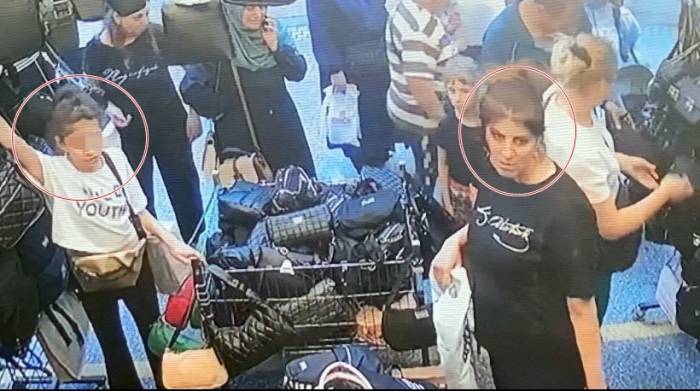 Anne Ve Küçük Kızının Organize Çanta Hırsızlığı Kamerada
