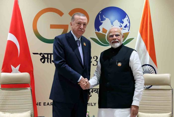 Cumhurbaşkanı Erdoğan, Hindistan Başbakanı Modi İle Bir Araya Geldi