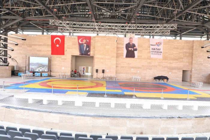 Enkaz Kentte 7 Farklı Ülkeden Sporcular Mindere Çıkacak