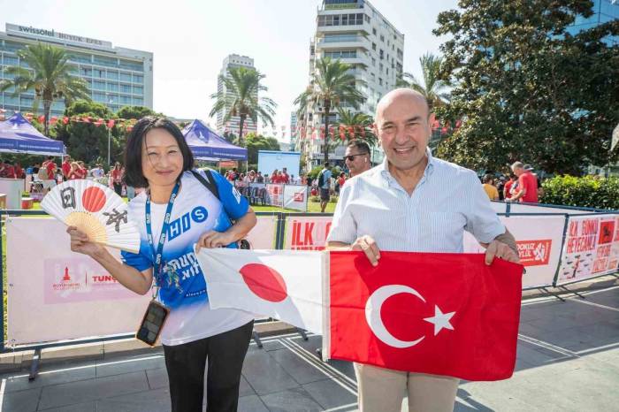 9 Eylül İzmir Yarı Maratonu’nda Kurtuluş Coşkusu
