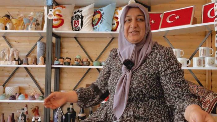 Kayseri’de Kadın Kooperatifleri Ürünlerini Satış Ofislerinde Vatandaşlarla Buluşturuyor