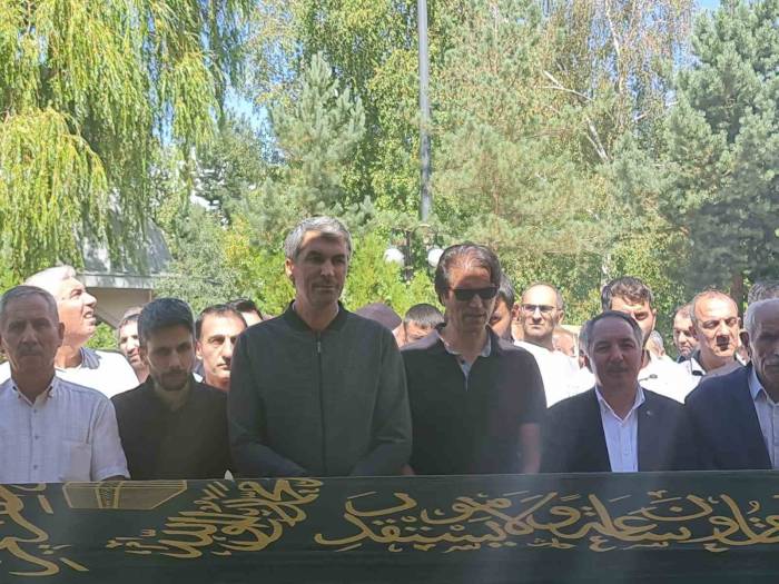 Şebin’den Babaya Son Görev