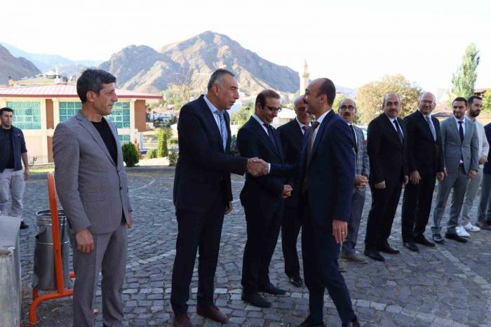 Oltu Kaymakamı İbrahim Gökmen Göreve Başladı