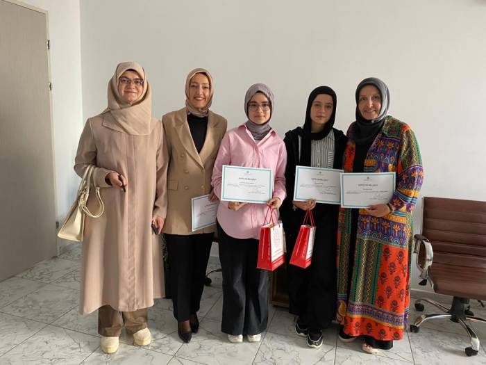 Edebiyat Ve Kültür Kampı Dolu Dolu Geçti