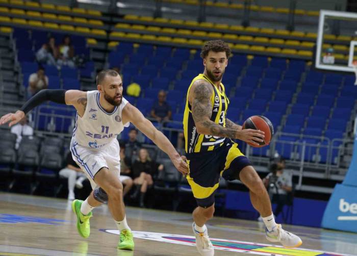 Fenerbahçe Beko, Hazırlık Maçında Zenit’i 75-60 Yendi