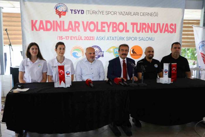 Tsyd Voleybol Kadınlar Turnuvası Başlıyor