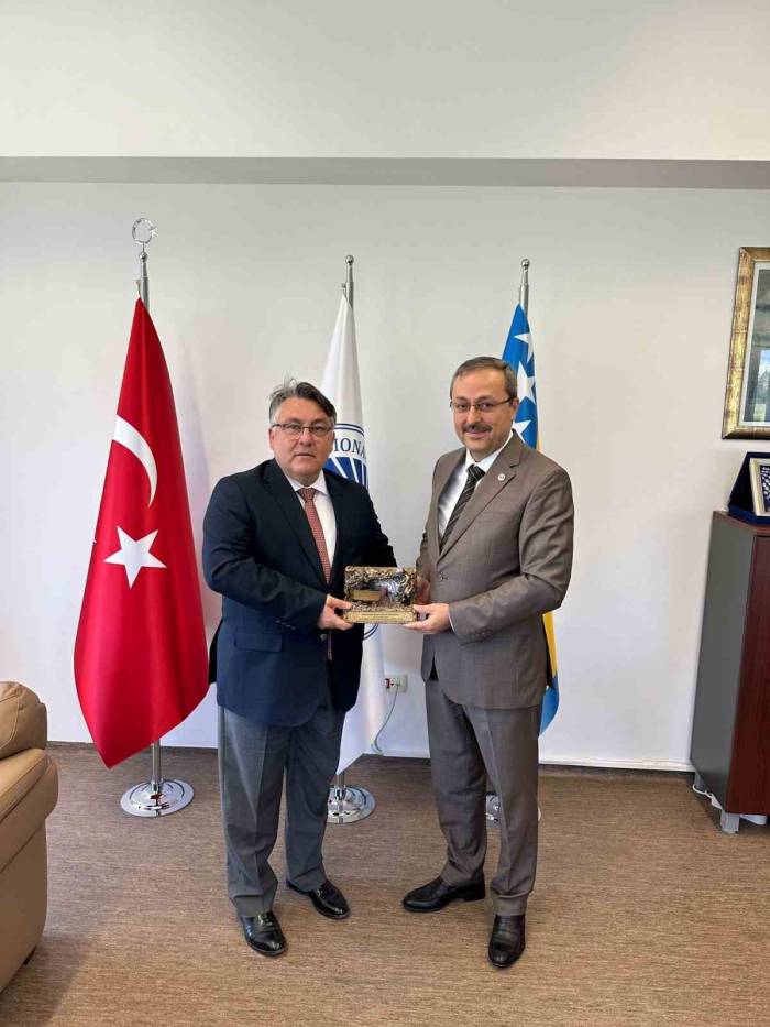 Rektör Özölçer Bosna Hersek’te Bir Dizi Ziyarette Bulundu