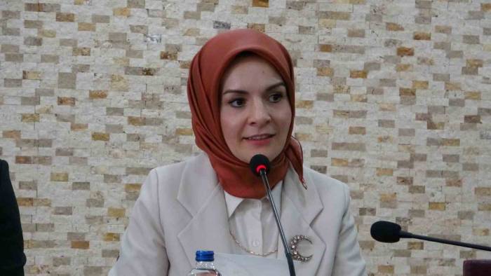 Bakan Göktaş: “Ak Parti Bir İcraat Partisidir”