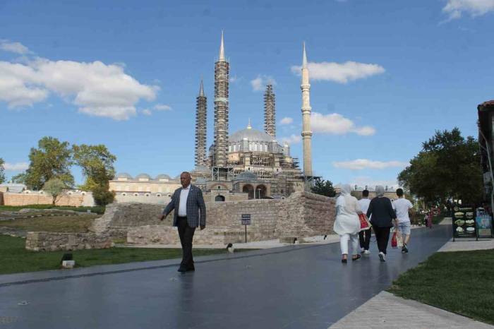 1980 Darbesi Mağduru O Günleri Anlattı: "12 Eylül’ü Damarlarıma Kadar Hissettim"