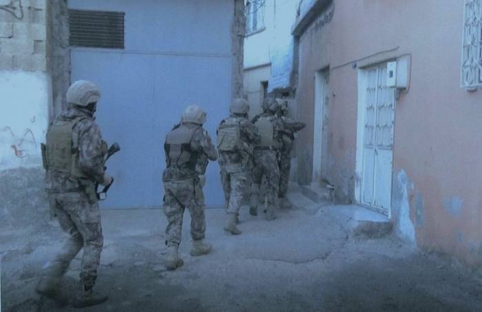 Kilis’te Terör Örgütlerine Operasyon: 12 Zanlıdan 4’ü Tutuklandı