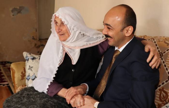 Oltu Kaymakamı’ndan Halime Nine’ye Ziyaret