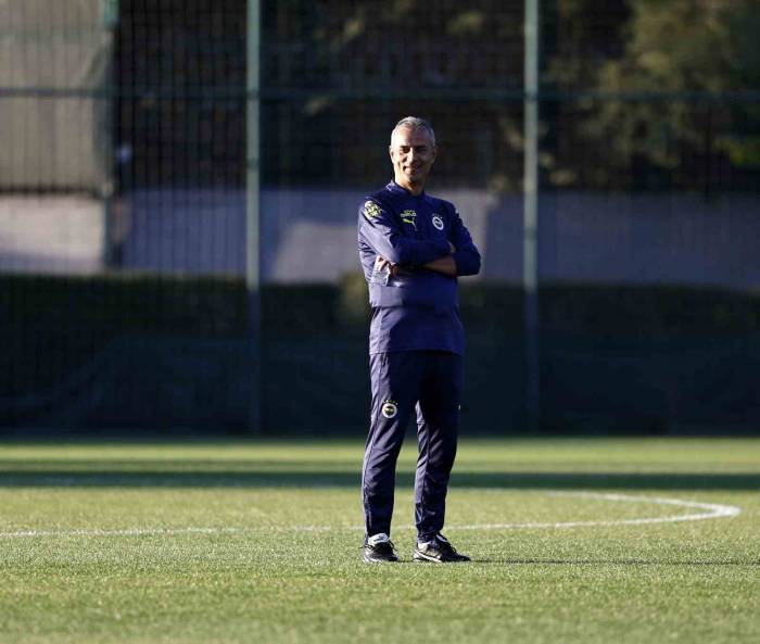 Fenerbahçe, Antalyaspor Maçı Hazrılıklarına Devam Etti