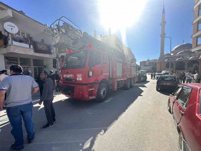 Burdur’da İş Yerinde Çıkan Yangın Maddi Hasara Neden Oldu