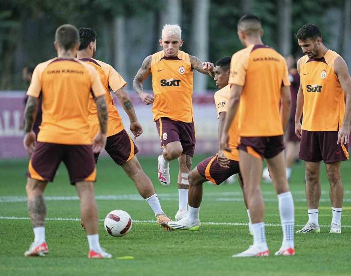 Galatasaray, Samsunspor Maçı Hazırlıklarını Sürdürdü