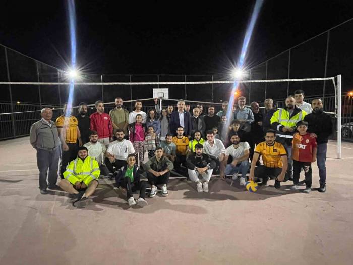 Sakaltutan Mahallesi’nde Dostluk Ve Spor Bir Arada