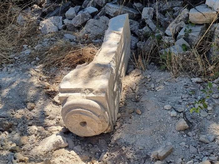 Kütahya’da Gündüz Ekskavatörle Kaçak Kazı Yapan 11 Kişi Yakalandı