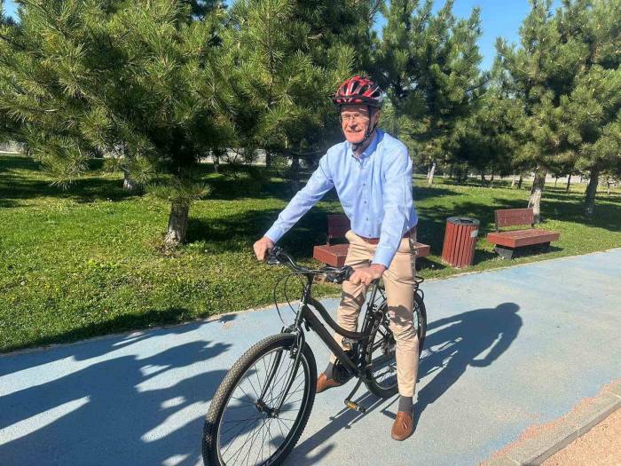 Ab Türkiye Delegasyonu Başkanı Landrut Pedal Çevirerek İklim Değişikliğine Dikkat Çekti