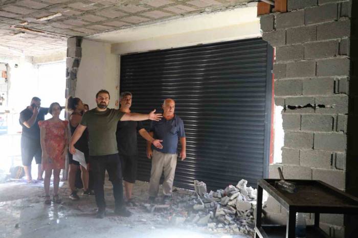 Apartman Yönetimi İle İş Yeri Sahibi Arasında ‘Perde Duvar’ Tartışması