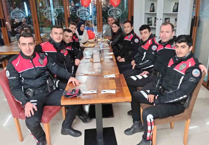 Yunus Ekiplerinden Ağlatan Doğum Günü Sürprizi