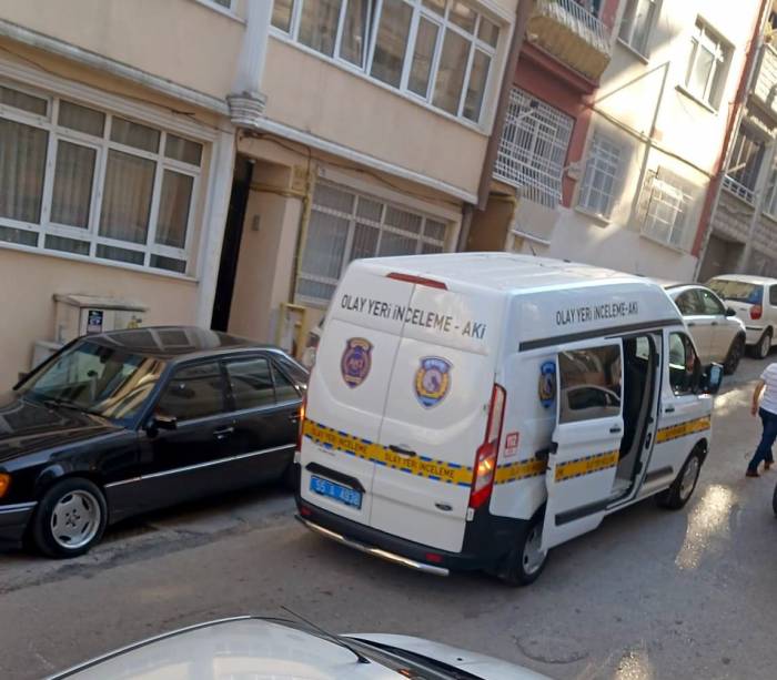 Çalıntı Elektrikli Motosiklet Evin Önünde Bulundu