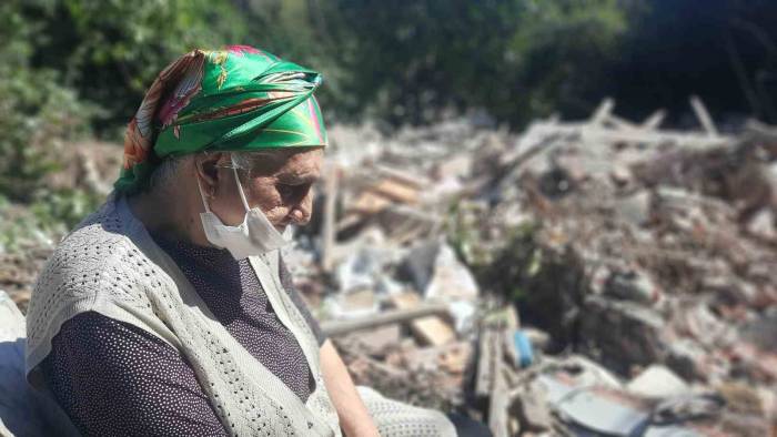 Nişantaşı’nda Vatandaşların İbb Dramı: “Hakkımızı Vermeden Bizi Çıkartmak İstiyorlar”