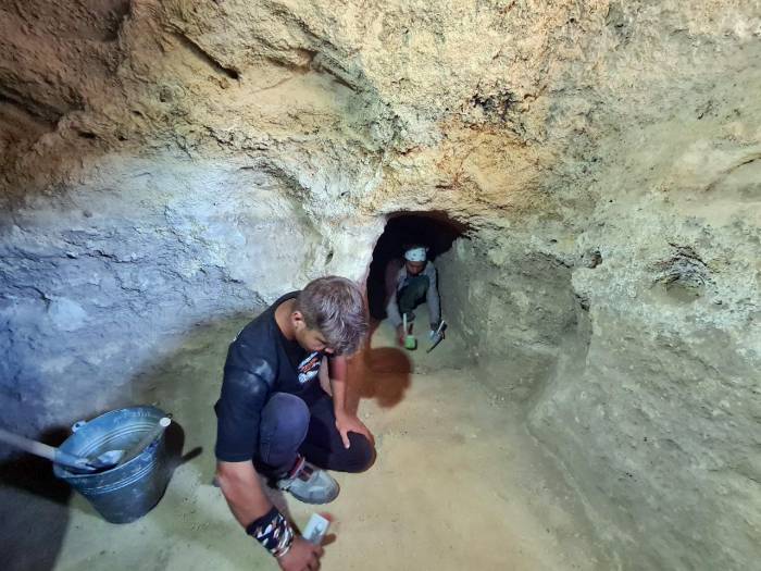 5 Bin 500 Yıllık "Yer Altı Kaya Yerleşkesi" Keşfedildi