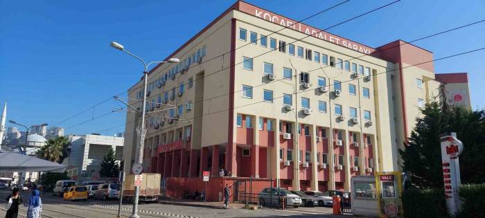 Sahte Savcı "Fetö’cüler Hesabınıza El Koyacak" Diyerek Yaşlı Adamı 40 Bin Tl Dolandırdı