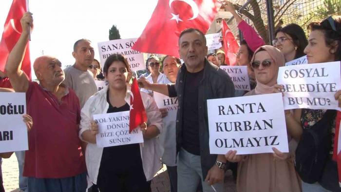 Maltepe’de Sitede Tahliye Krizi: Ekipler Tepkiyle Karşılandı