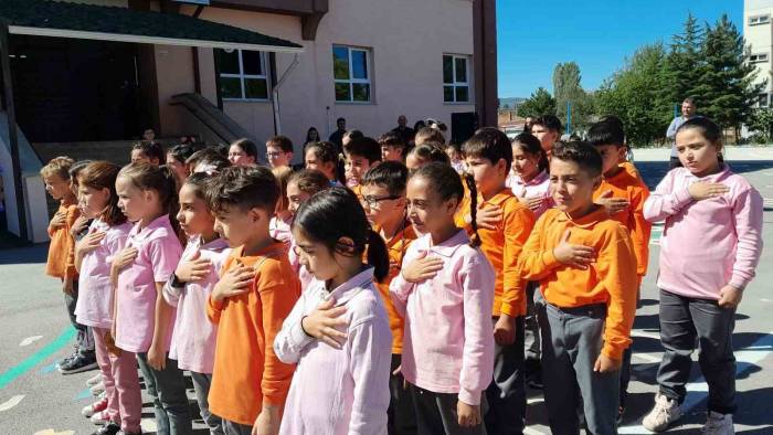 Pazaryeri’nde İlköğretim Haftası Kutlandı