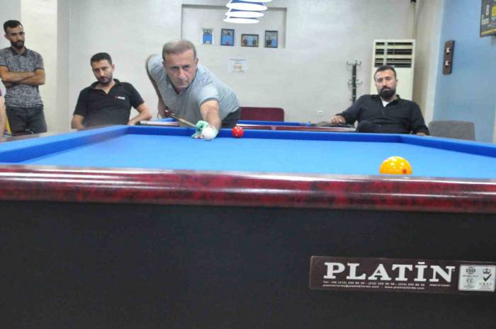 Şırnak’ta 3 Bant Bilardo İl Birinciliği Turnuvası Yapıldı