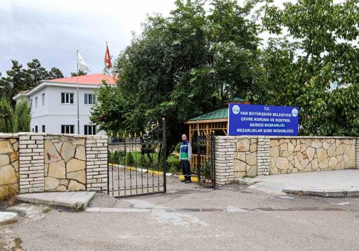 Van Büyükşehir Belediyesi ‘Mezarlık Bilgi Sistemi’ni Kurdu