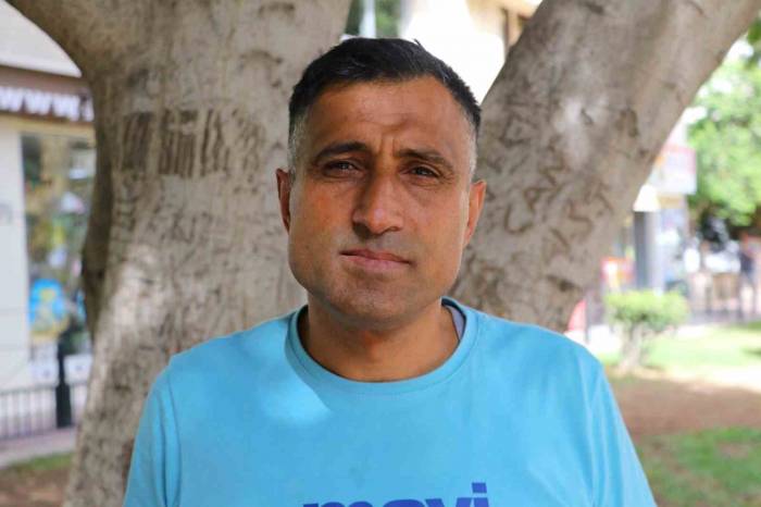 Kardeşinin Cenazesini Almaya Giderken Yol Tartışmasında Kalbinden Bıçaklandı