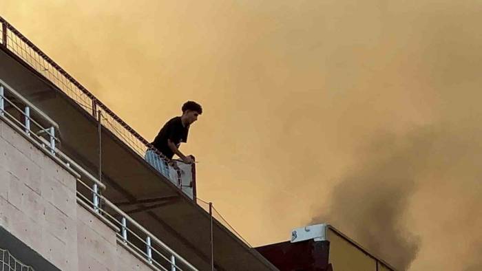 İtfaiyenin Müdahalede Gecikmesi Yangını Büyüttü