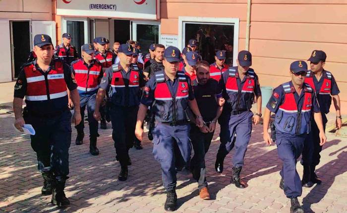 Bursa’da Alacak-verecek Kavgasında Yeğenini Öldüren Dayı İle Birlikte 2 Kişi Tutuklandı
