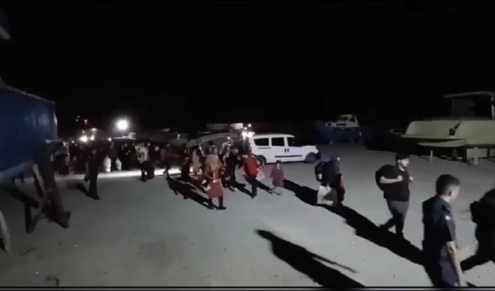 Denizyoluyla Kaçmaya Çalışan 88 Kaçak Göçmen Yakalandı