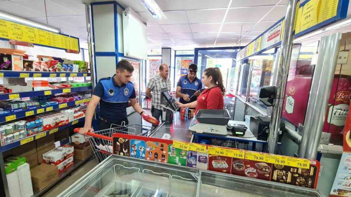 Emet Belediyesinin Market Denetimleri Sürüyor