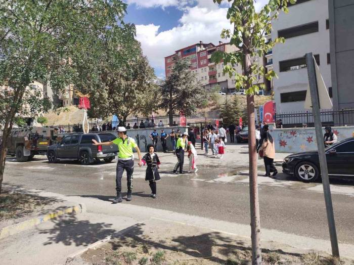 Hakkari’ De Trafik Denetimleri Arttırıldı