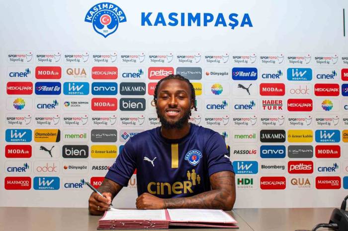 Kasımpaşa, Samuel Bastien’i Transfer Etti