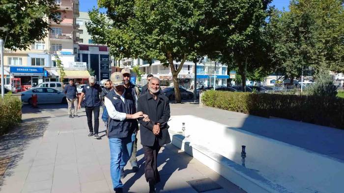 Kırşehir’de Deaş Operasyon: 4 Gözaltı