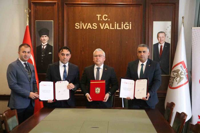 Sivas’ta Atlı Terapi İçin İmzalar Atıldı