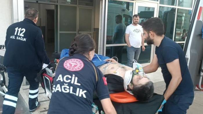 Kaza Yapan Motosikletli Ağır Yaralandı