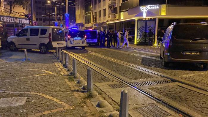 Eğlence Mekanında Silahlı Kavga : 2 Yaralı