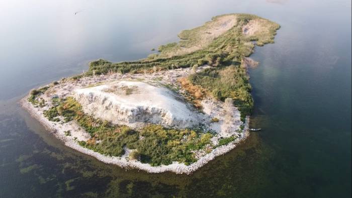 Efsanelere Konu Olan Ada Tanıtılmayı Ve Turizme Kazandırılmayı Bekliyor