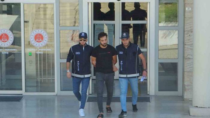 Muğla’da 9 Düzensiz Göçmen Ve Bir Organizatör Yakalandı