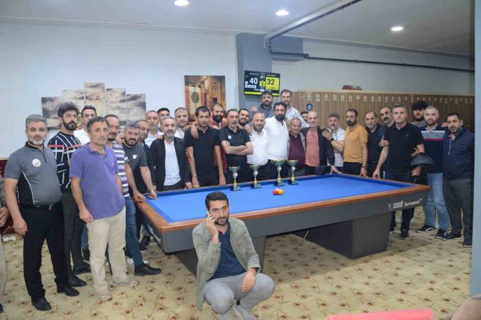 Tatvan’da ‘2. Bitlis 3 Bant Bilardo İl Birinciliği Turnuvası’ Düzenlendi